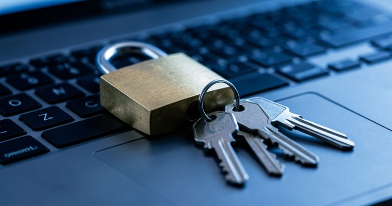 Porton Mail ou Proton Mail ? Le guide complet pour créer, sécuriser et maîtriser votre messagerie chiffrée en 2026